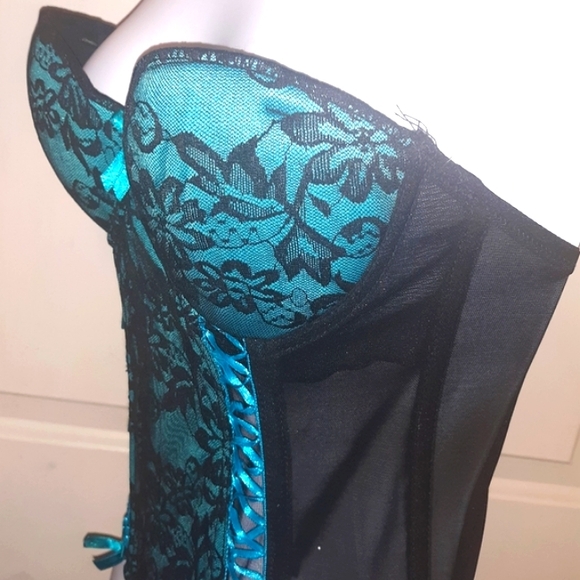 ☆Brand NEW☆Sexy Lace Push-Up Teal Blue & Black Bustier/G-String/Corset Set-Small - Picture 3 of 16